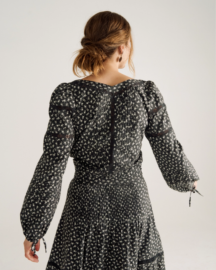 Alternative view of Women's Long Sleeve Cotton Poplin Top