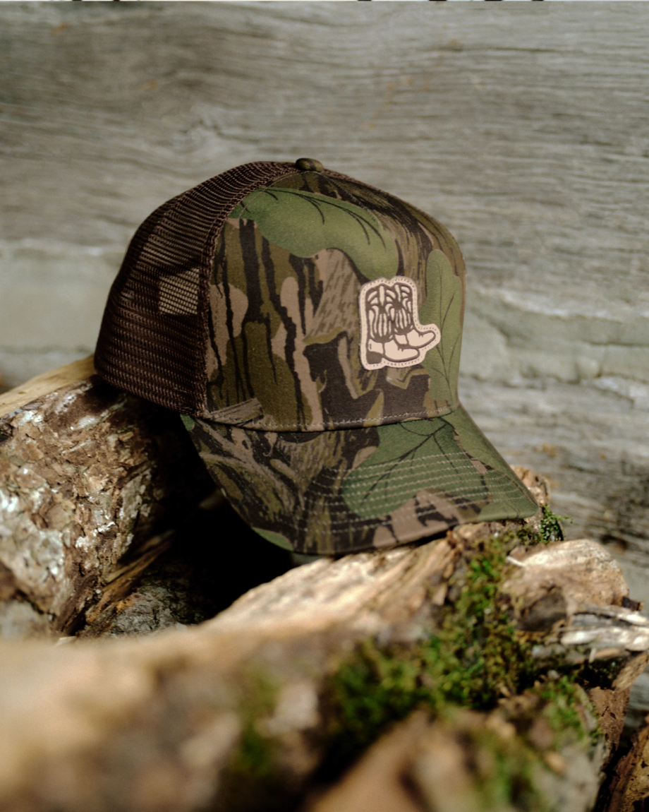 Alternative view of Tecovas x Mossy Oak Full Foliage Trucker